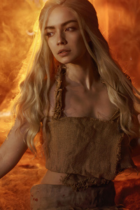1280x2120 Khalessi Game Of Thrones Cosplay 5k