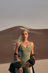 Khloe Kardashian X Fabletics Cargo Jacket (1080x2400) Resolution Wallpaper