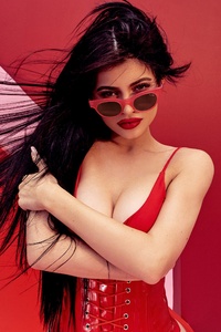 Kylie Jenner 4k (1080x2280) Resolution Wallpaper