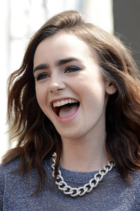 Lily Collins Celebrity