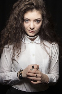 Lorde Singer (1440x2960) Resolution Wallpaper