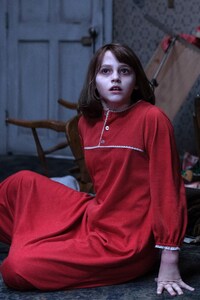 Madison Wolfe In The Conjuring Movie (2160x3840) Resolution Wallpaper