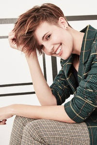 Maggie Grace Cute Smiling (240x320) Resolution Wallpaper