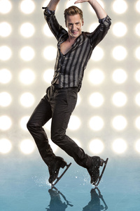 Matt Evers In Dancing On Ice 8k (540x960) Resolution Wallpaper