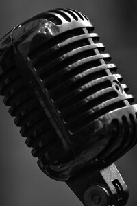 Microphone Metal (320x568) Resolution Wallpaper