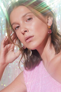 Millie Bobby Brown Florence By Mills Highlight You (320x480) Resolution Wallpaper