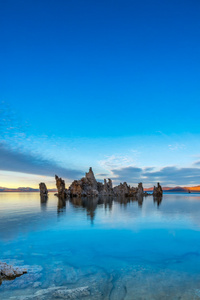 Mono Lake California Usa (750x1334) Resolution Wallpaper