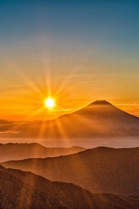 Mount Fuji Morning Sun Rising 8k (320x568) Resolution Wallpaper