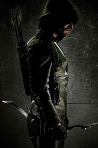 Oliver Queen As Green Arrow (1080x2160) Resolution Wallpaper