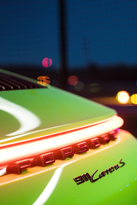 Porsche Carrera S Rear Trail Light Design (640x1136) Resolution Wallpaper