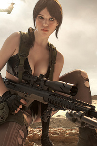 320x568 Quiet From Metal Gear Solid Cosplay
