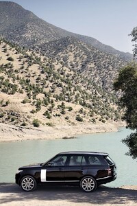 Range Rover Photography (320x480) Resolution Wallpaper