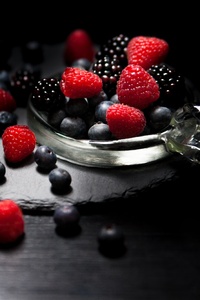 750x1334 Raspberries Berries 4k 5k
