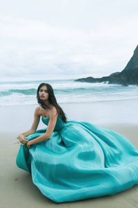 Sara Sampaio Vogue Portugal 2025 (1280x2120) Resolution Wallpaper