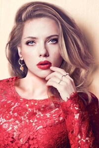 Scarlett Johansson 7 (750x1334) Resolution Wallpaper