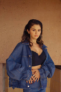 Selena Gomez Allure Magazine 2020 4k (480x800) Resolution Wallpaper