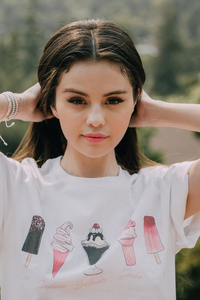 Selena Gomez Ice Cream Merch 4k (640x960) Resolution Wallpaper