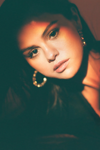Selena Gomez Rolling Stone Magazine 4k (240x400) Resolution Wallpaper