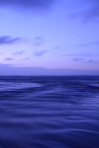 Slik Blue Tone Water Ocean 4k (640x960) Resolution Wallpaper