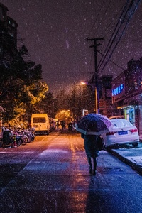 Snow Night Street People Walking 5k (640x1136) Resolution Wallpaper