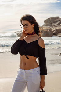 Spectacles Girl On Beach (720x1280) Resolution Wallpaper