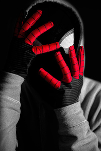480x854 Spiderman Portrait Cosplay