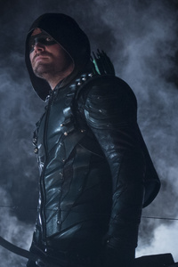 Stephen Amell As Oliver Queen (360x640) Resolution Wallpaper