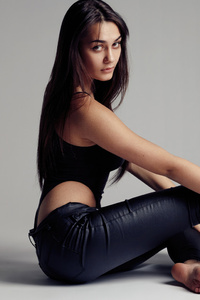 The Beautiful Girl Posing In Trousers (480x800) Resolution Wallpaper