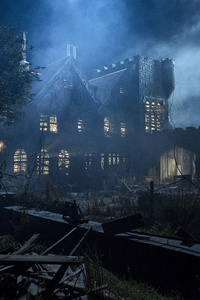 The Haunting Of Hill House (240x400) Resolution Wallpaper