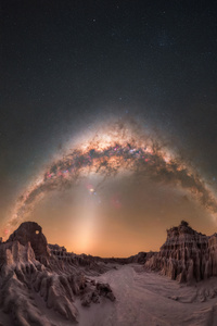 The Milky Way Over Mungo National Park Australia (1242x2668) Resolution Wallpaper