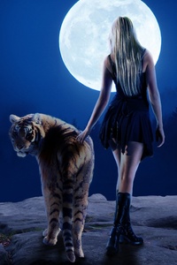 Tiger Girl Moon 4k