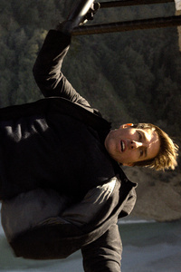 Tom Cruise In Mission Impossible Fallout 2018 5k (720x1280) Resolution Wallpaper