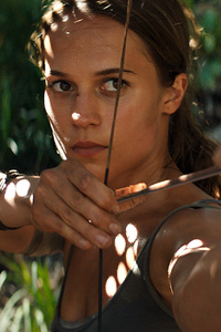 Tomb Raider 2018 Alicia Vikander (1280x2120) Resolution Wallpaper