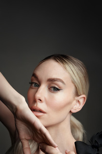 Vanessa Kirby Harpers Bazaar Mexico 2025 5k (1280x2120) Resolution Wallpaper