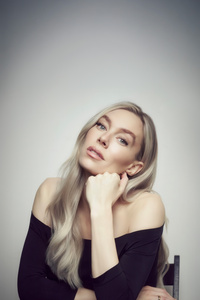 Vanessa Kirby Timeless Beauty (1280x2120) Resolution Wallpaper