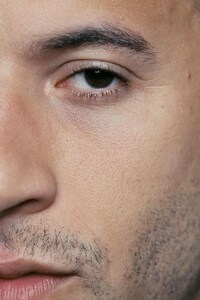 Vin Diesel Face (640x960) Resolution Wallpaper
