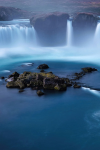 Waterfall In Icealnd (640x960) Resolution Wallpaper