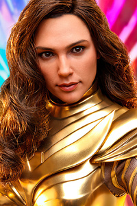 Wonder Woman 1984 Golden Armor (480x854) Resolution Wallpaper