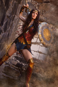Wonder Woman 4k Cosplay New (640x1136) Resolution Wallpaper