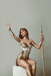 Wonder Woman Amazonian Majesty (240x320) Resolution Wallpaper