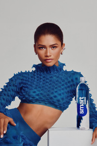 640x960 Zendaya Smart Water Campaign 2023